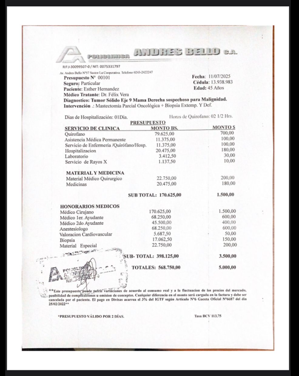 Esther con sus hijos